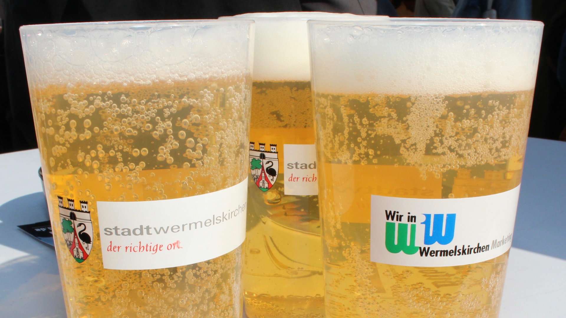 Bierbecher mit Logo von WiW und Stadtwerke Wermelskirchen